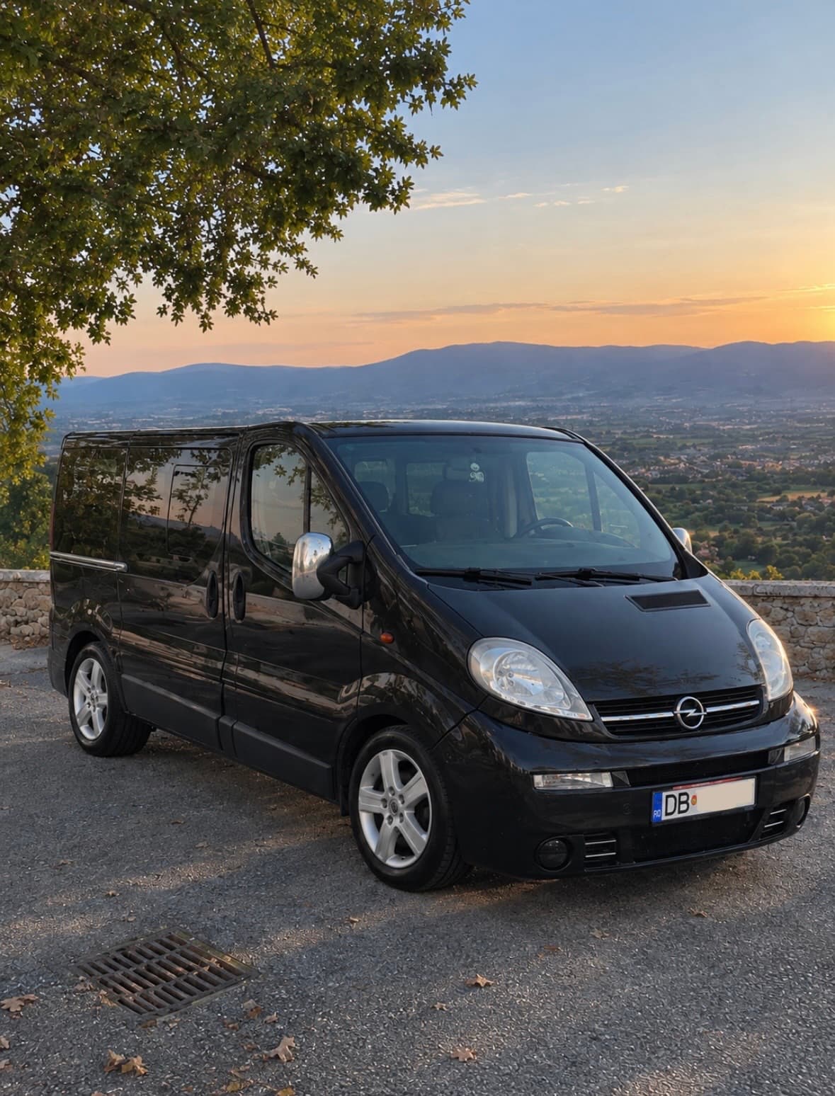 Opel Vivaro 1.9dci 9 places – photo 9 sur 9