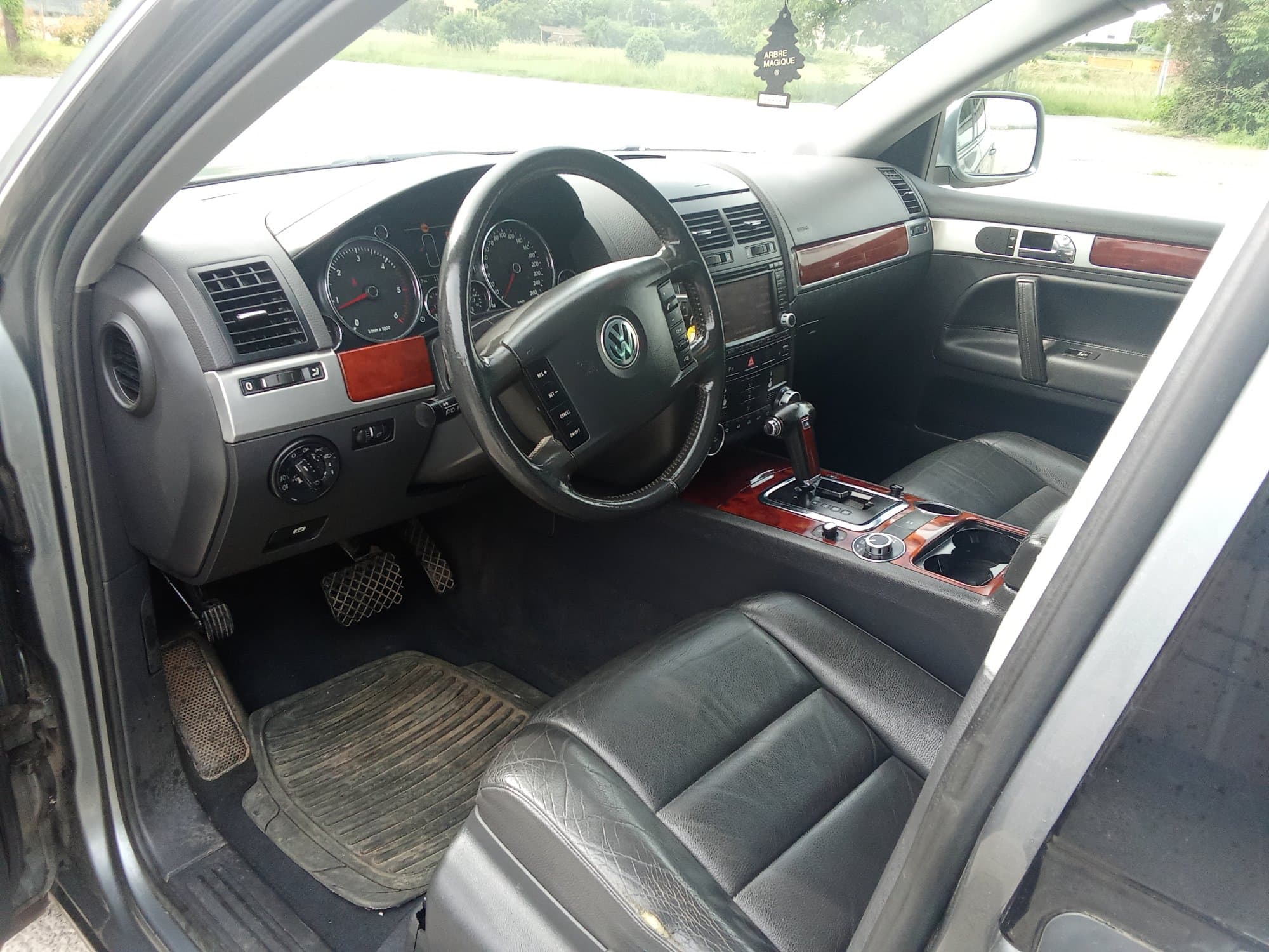 Volkswagen Touareg – photo 2 sur 3