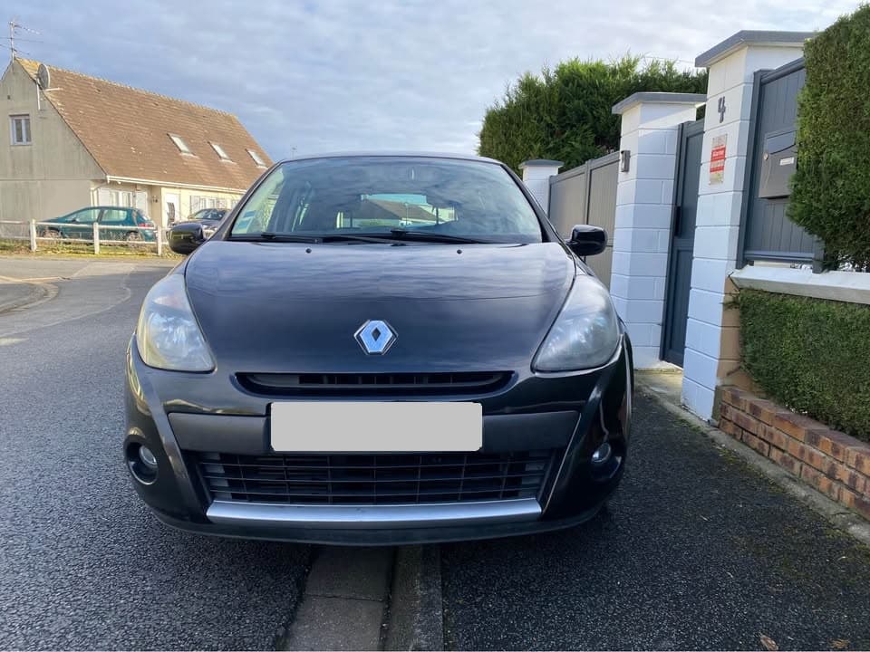 RENAULT CLIO III (2) 1.5 DCI 70 DYNAMIQUE 5P – photo 1 sur 6